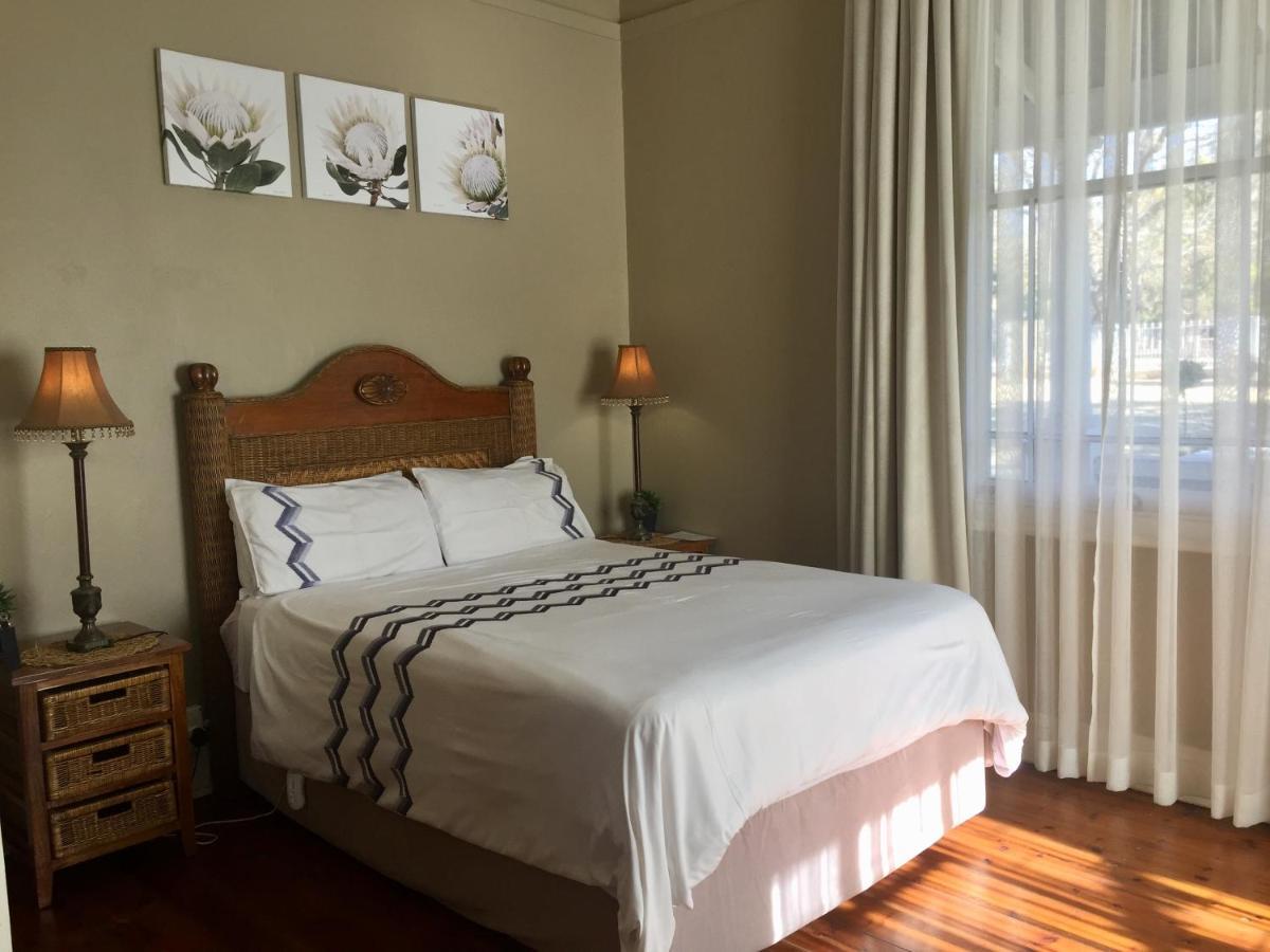Khaya4U Guesthouse Дънди Екстериор снимка