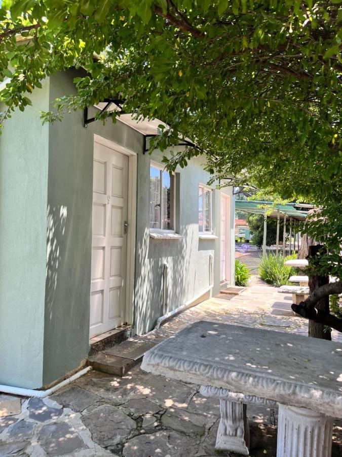 Khaya4U Guesthouse Дънди Екстериор снимка