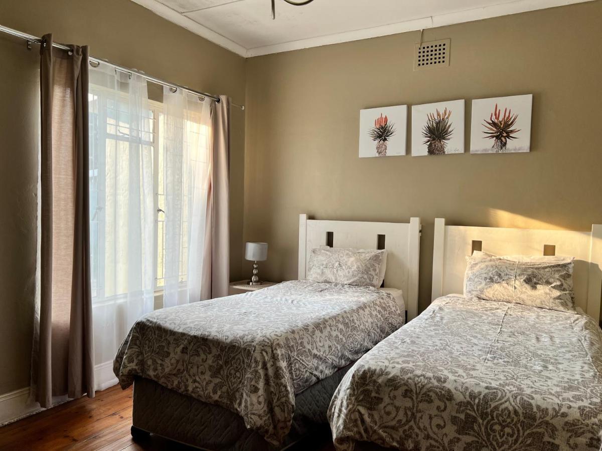Khaya4U Guesthouse Дънди Екстериор снимка