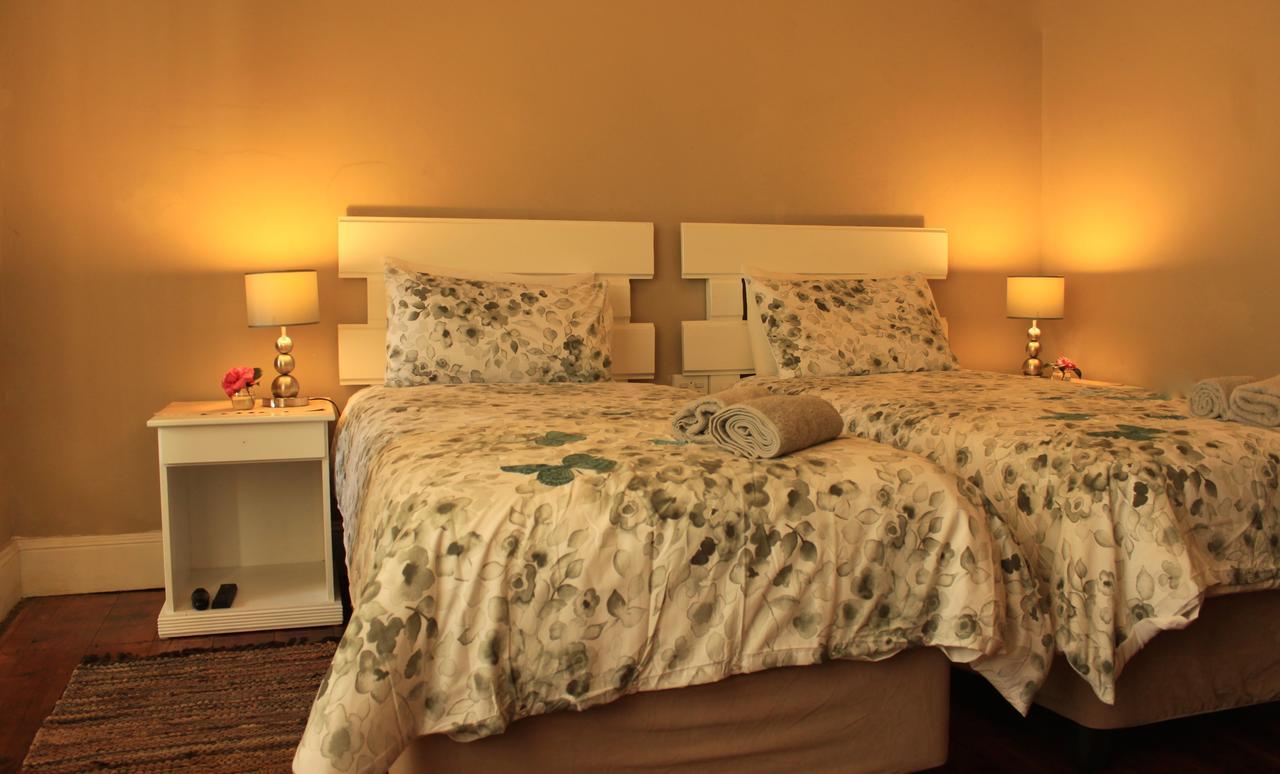 Khaya4U Guesthouse Дънди Екстериор снимка