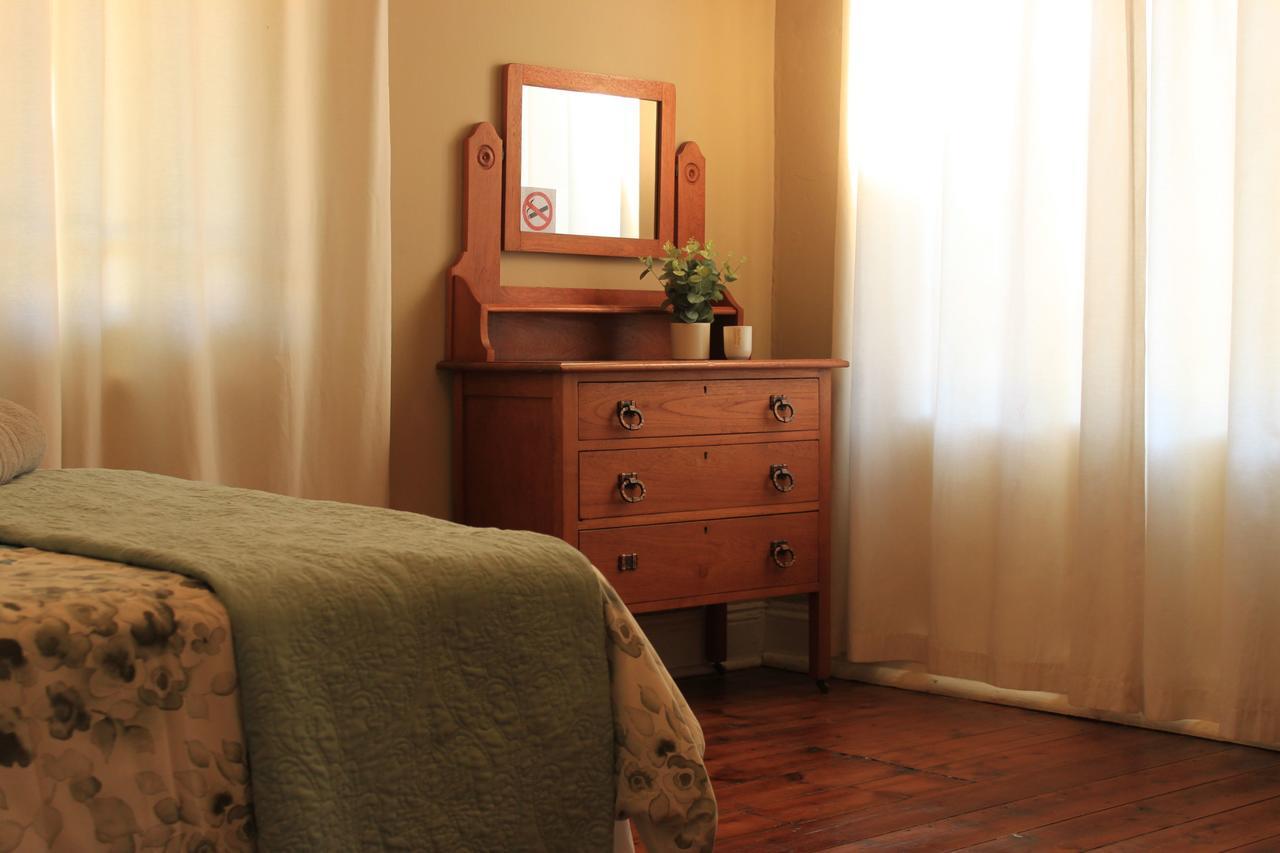 Khaya4U Guesthouse Дънди Екстериор снимка