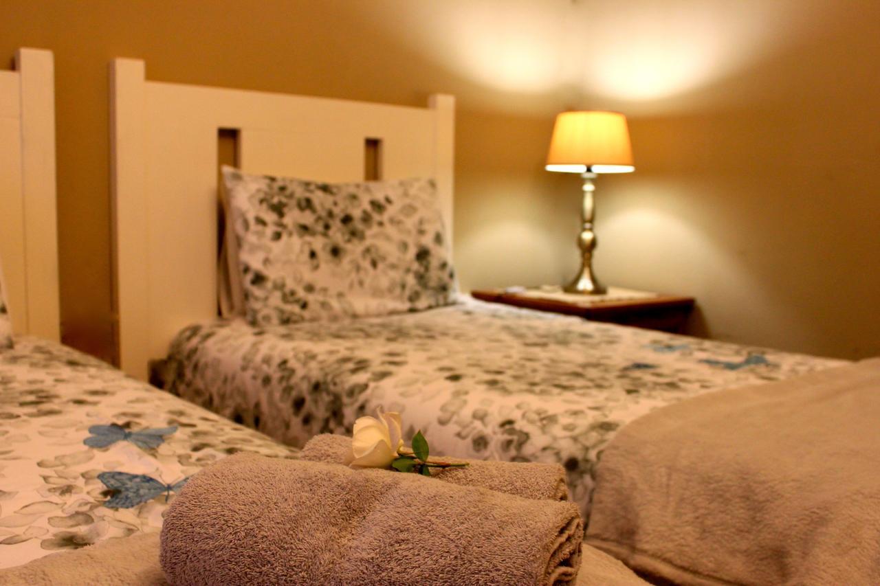 Khaya4U Guesthouse Дънди Екстериор снимка